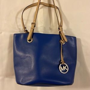 Michael Kors Snap Close Tote